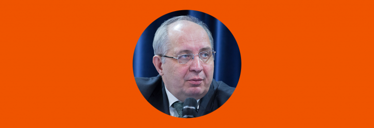 Павло Хобзей: відверто про болючі питання освіти