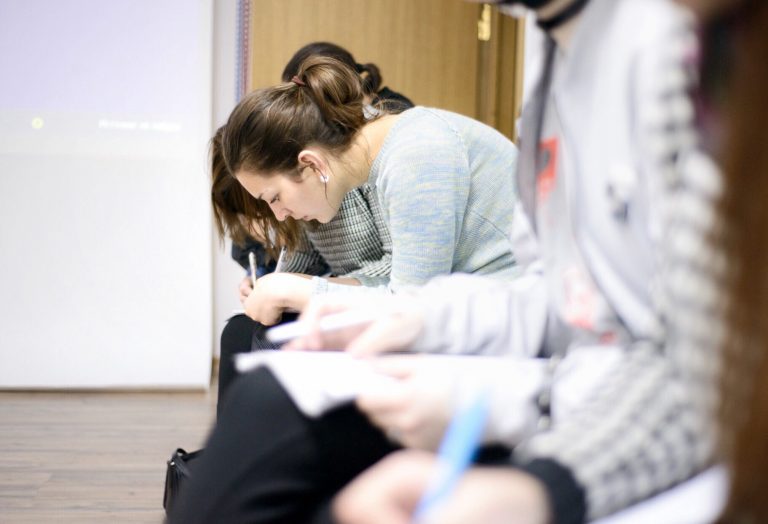 Пробне ЗНО-2019: Повідомили дати, коли абітурієнти зможуть спробувати свої сили у тестуванні
