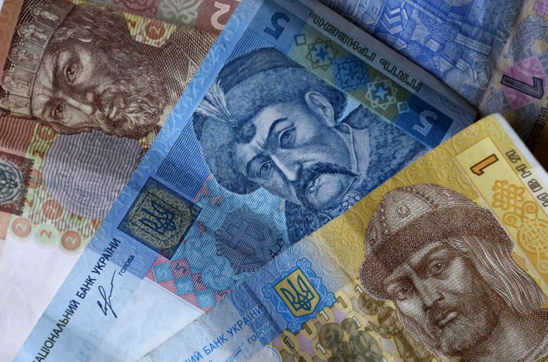 48 мільйонів гривень — на зарплату вчителям
