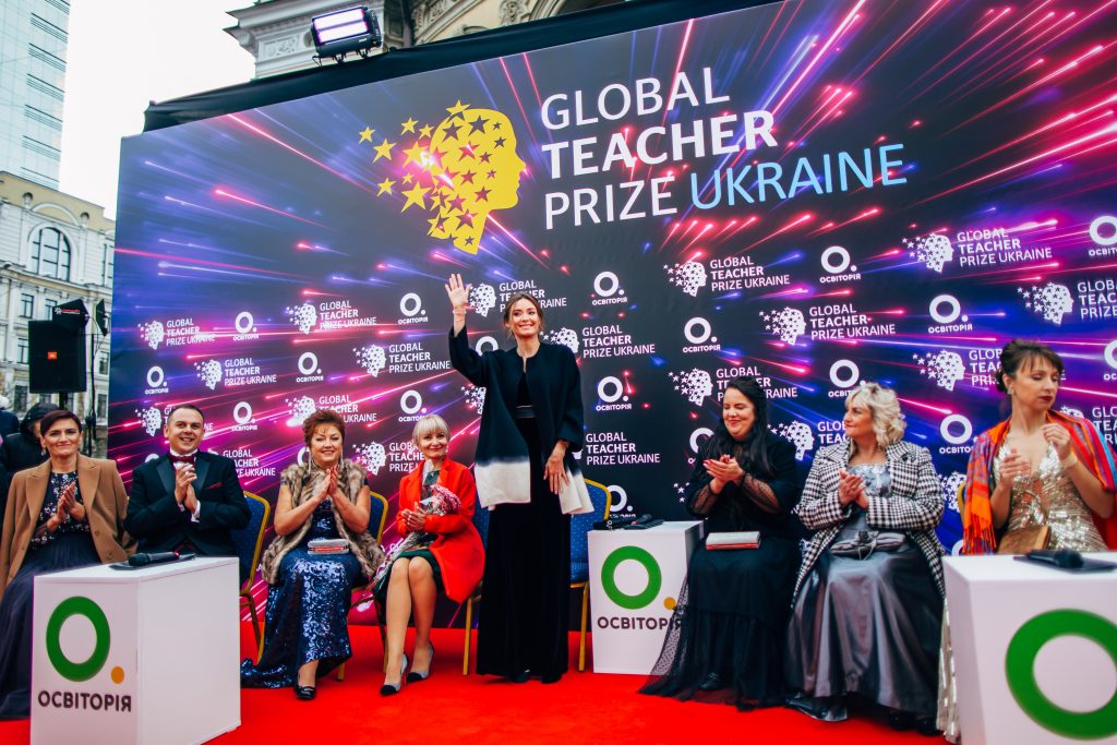 ТОП-10 Global Teacher Prize Ukraine отримають призи від Grade Education Centre