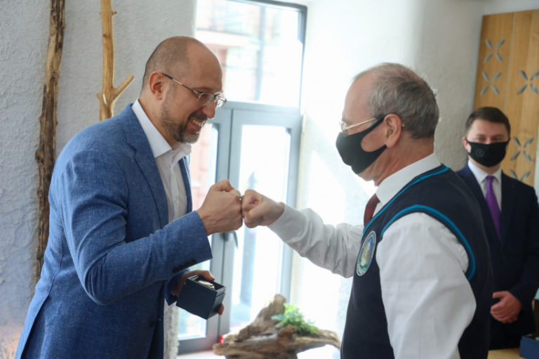 Прем’єр-міністр привітав лауреатів Global Teacher Prize Ukraine 2021