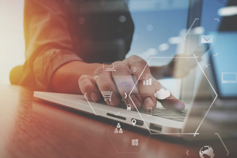 Вчителів запрошують на курси з використання IT-технологій у навчанні