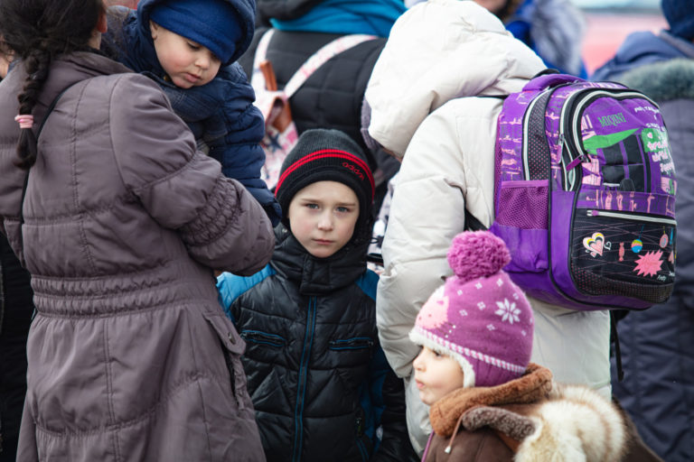 Коли закінчиться війна? Як відповідати дітям на складні запитання