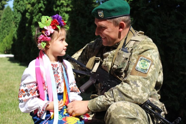 Які пільги на навчання передбачені для учасників бойових дій та їхніх дітей — роз’яснення МОН