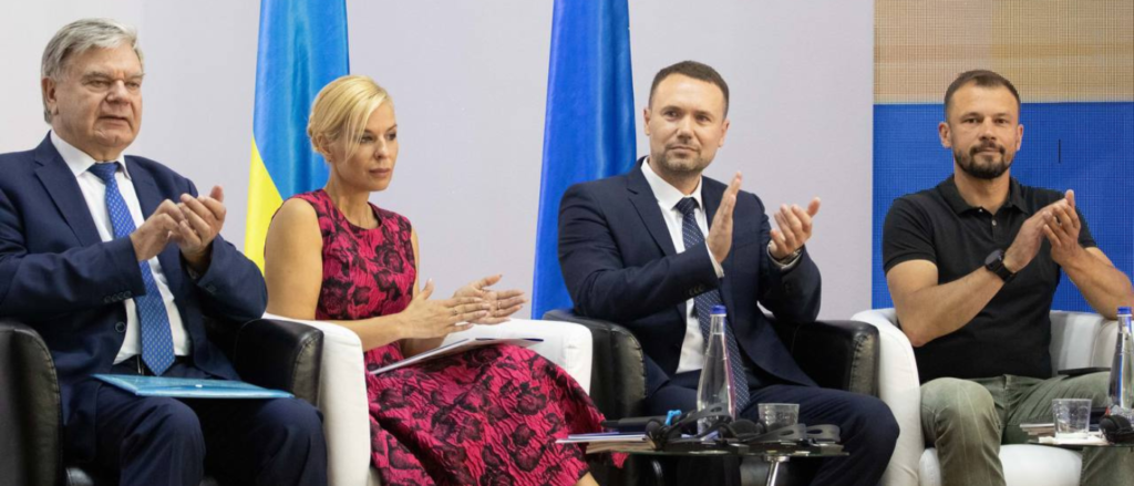 У Бучі провели Міжнародну конференцію «Освіта, освітяни — незламні у війні»