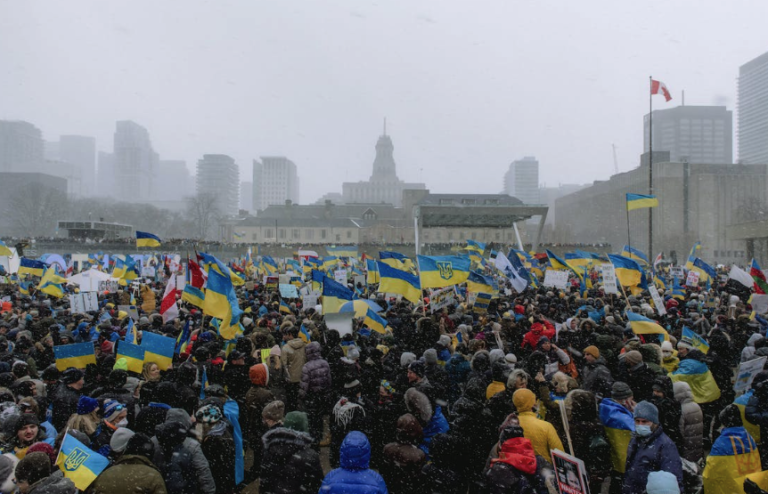Скільки учнів та вчителів перебувають за кордоном: звіт МОН за грудень 2022