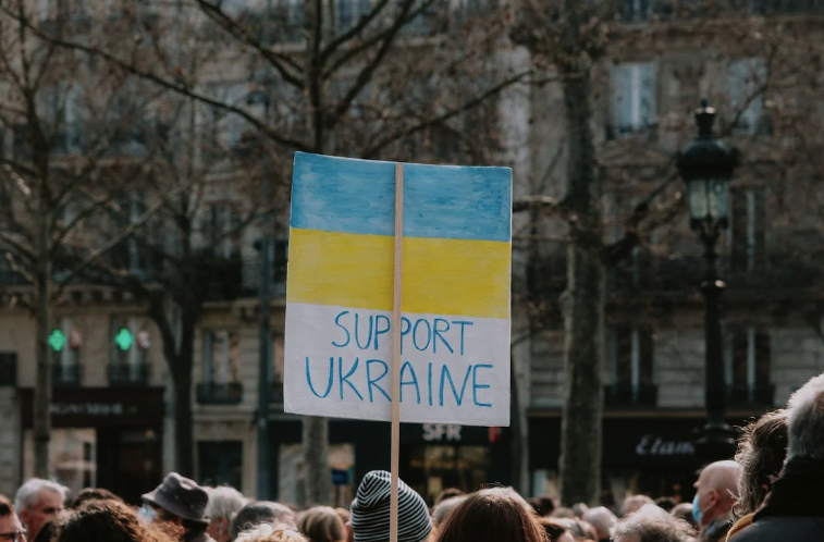 МОН закликає перейти на дистанційку у роковини вторгнення