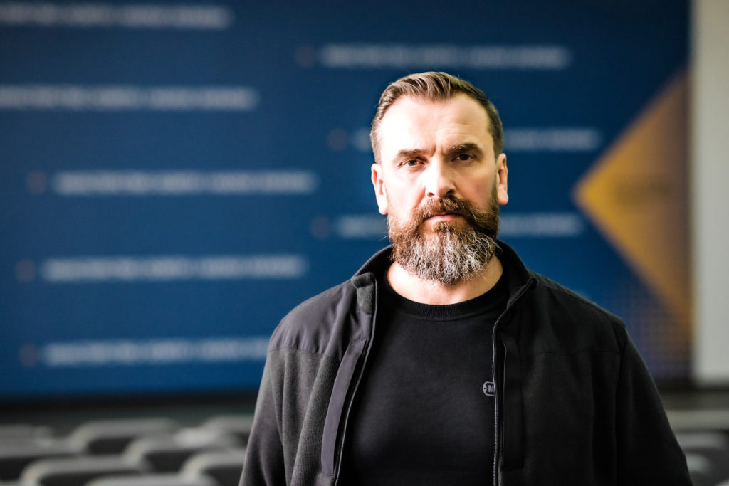 Вчителі навчатимуть учнів керувати дронами: що відомо