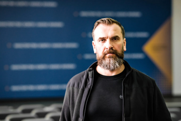 Вчителі навчатимуть учнів керувати дронами: що відомо