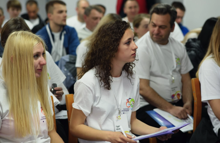 Освітян запрошують на тренінги із психологічної та домедичної допомоги