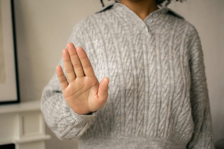 Не знімати: чекліст заборонених об’єктів та дописів у соцмережах