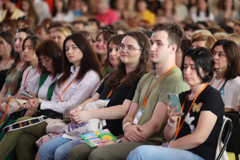 Учителям пропонують додаткову оплачувану зайнятість у проєкті «ПОВІР»