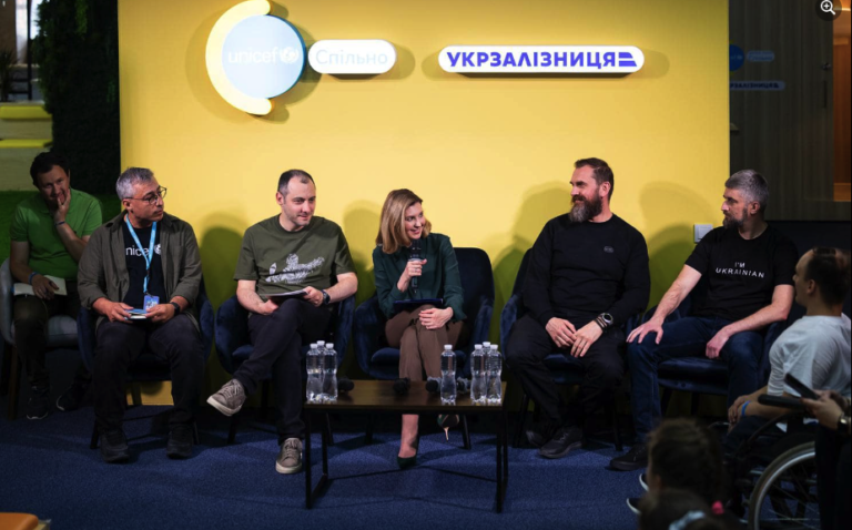 На центральному вокзалі Києва відкрили унікальний дитячий простір