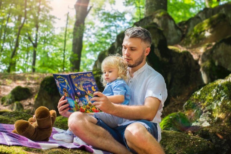 Книжки на літо: що почитати з дітьми на канікулах