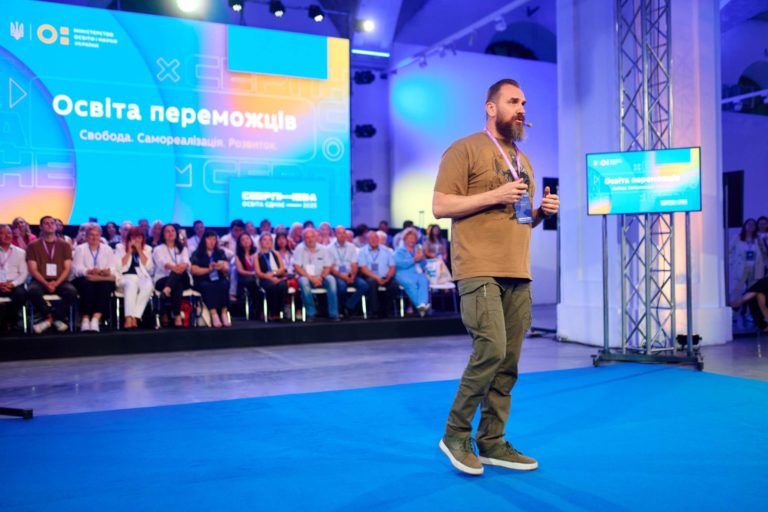Стала відомою зарплата міністра освіти і науки України