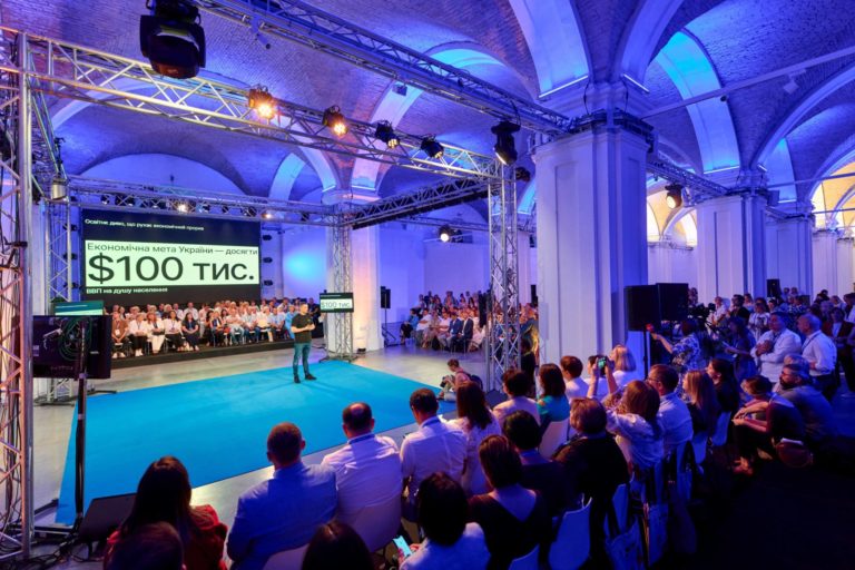 Завдяки освіті Україна зможе потрапити до ТОП-10 найбагатших країн світу