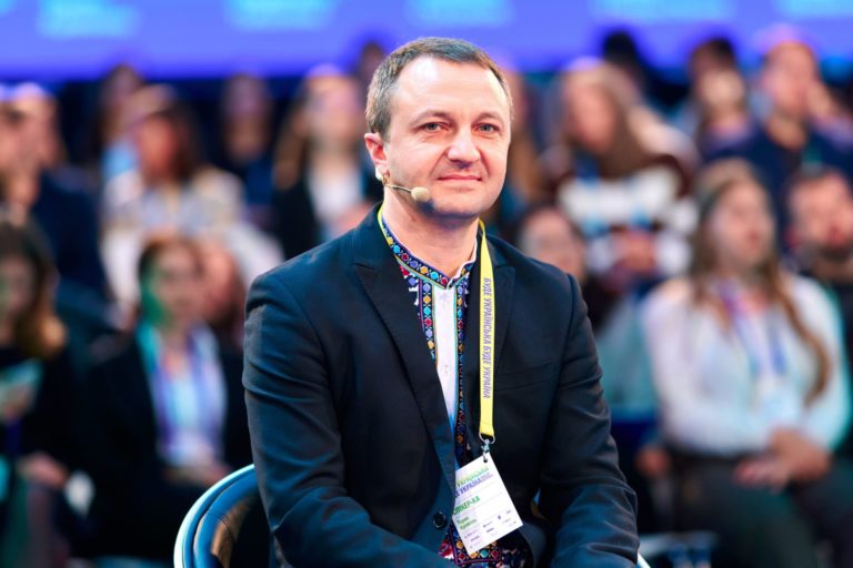 Школа — не місце для мовних спекуляцій, це територія державної мови та національних інтересів