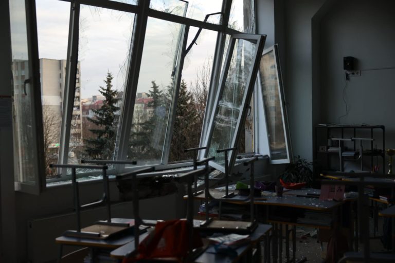 рф атакувала школи у Львові: фото