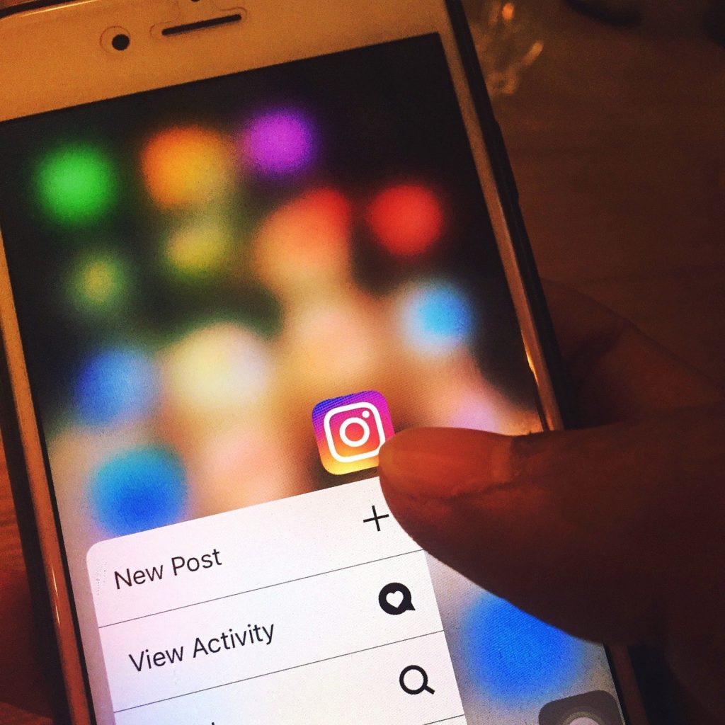 Для спокою батьків: Instagram запроваджує обмеження в профілях підлітків