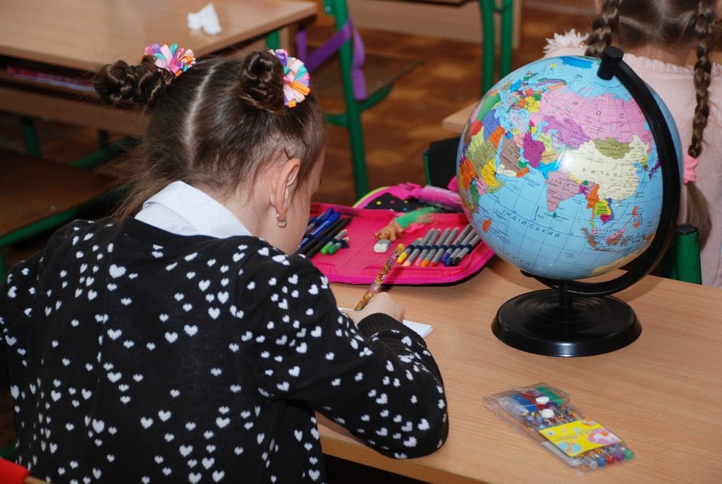 Першачків цьогоріч знову поменшало: дослідження Eduсation.ua