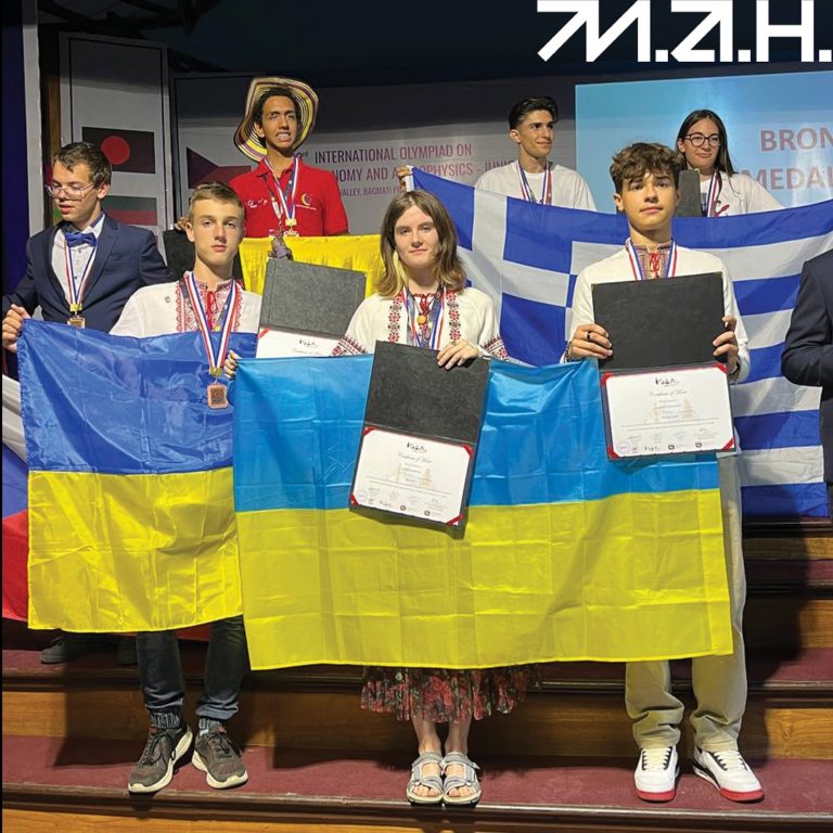 Командне «золото» вибороли українські школярі на олімпіаді з астрофізики