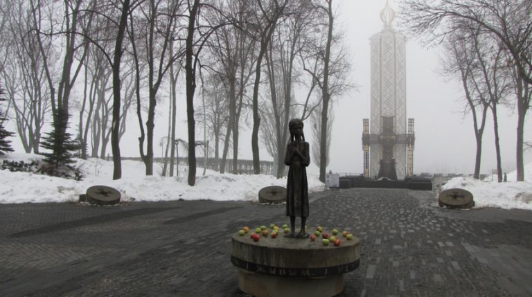 91-ші роковини трагедії українського народу: як працюватиме музей Голодомору