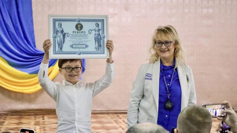 700 фактів про світ: школяр зі Львівщини встановив рекорд