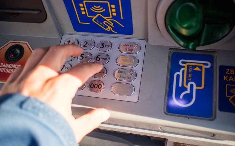 16 тисяч на руки за рік: нові роз’яснення МОН про вчительські надбавки