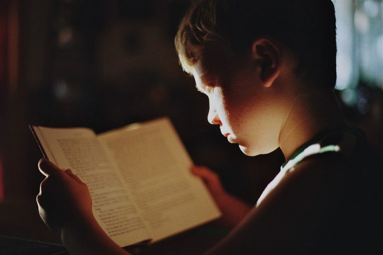 Скільки і що читають діти: дослідження від Українського інституту книги