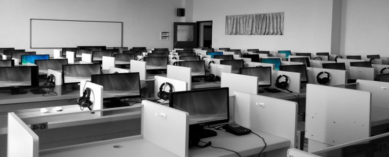 Календар НМТ-2025: реєстрація, запрошення, тестування, результати