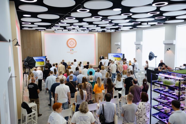 На Чернігівщині відкрили інноваційний профорієнтаційний хаб