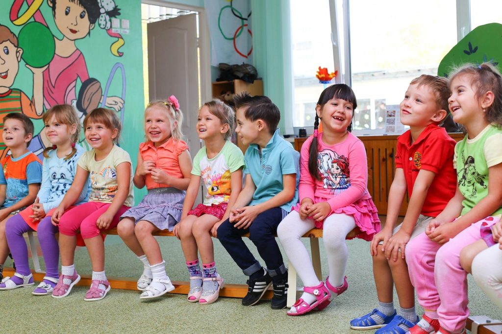 До 1 млн грн за відкриття дитячого садочка: уряд розширив програму грантів