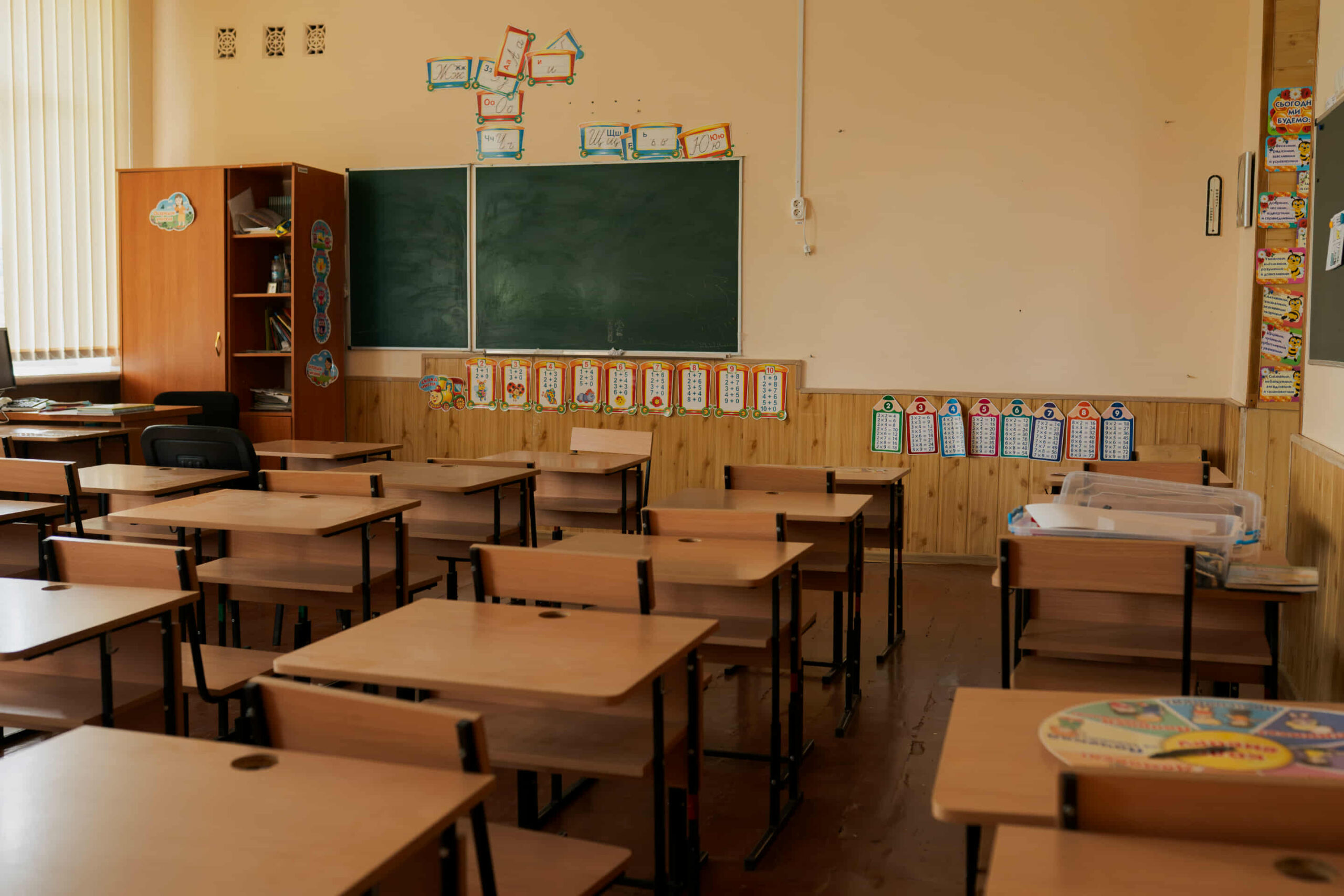 Новини: Кожен другий підліток — оптиміст щодо майбутнього України: дослідження
