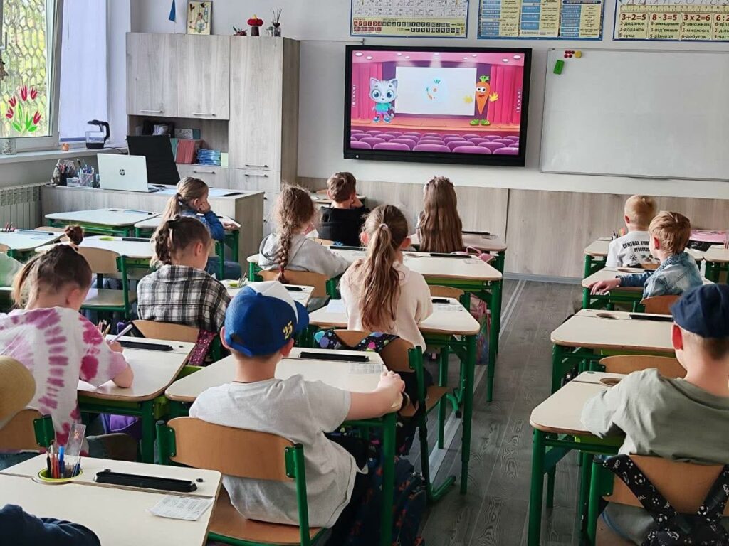 Прості рішення для складних тем: уроки турботи в садочках і школах