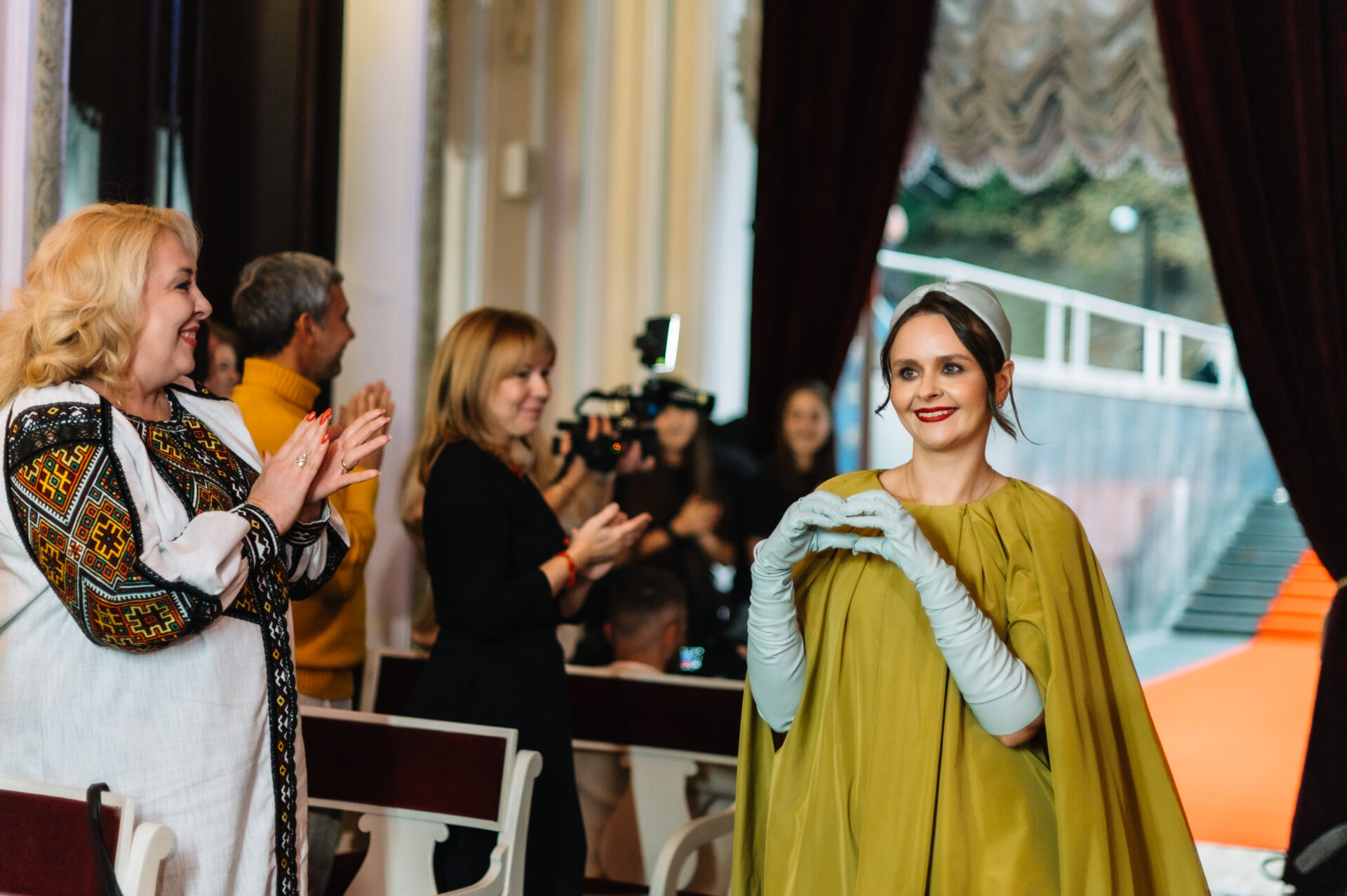 Новини: Українські дизайнери створили образи для фіналістів Global Teacher Prize Ukraine 2025