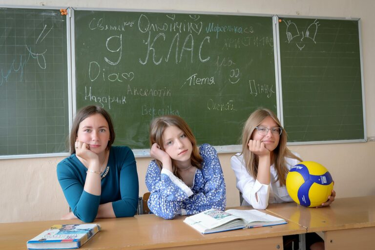 Свідоцтво досягнень із прогулами: чи боятися батькам штрафів?