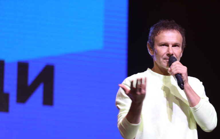Уроки життя Святослава Вакарчука: «Діяти, проживати шлях і залишатися собою»