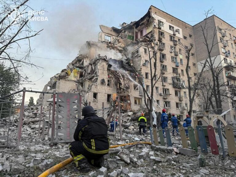 Нічна атака тривалістю в 11 годин: у Києві 17 загиблих, до сотні травмовані