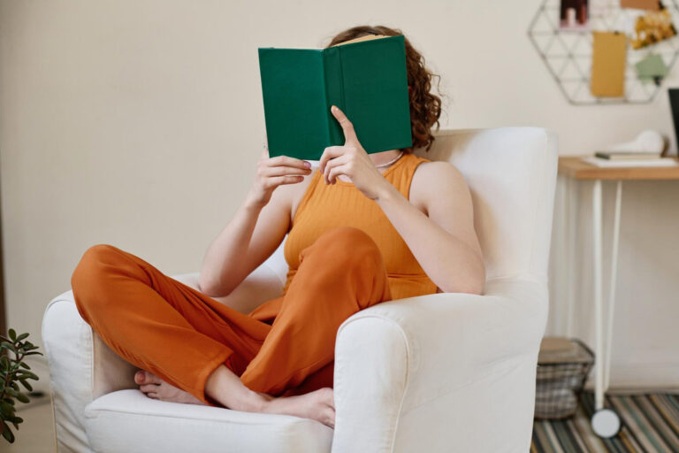 5 чудових книг від українських психологинь: що почитати, щоб краще розуміти наших дітей