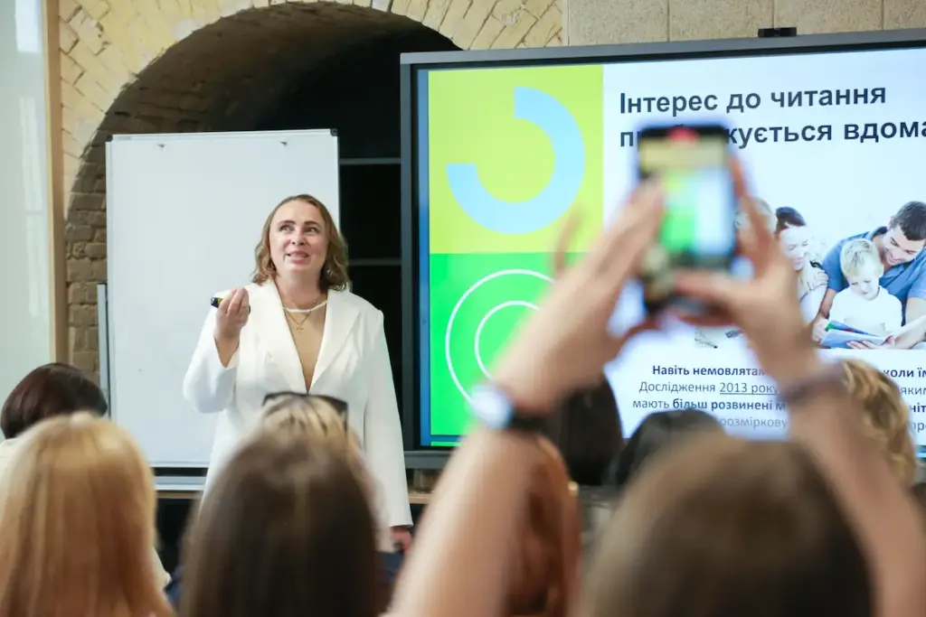Сім безкоштовних вебінарів для вчителів НУШ: як зустріти новий навчальний рік у повній готовності