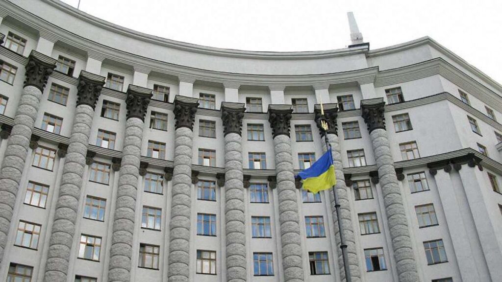 Проєкт держбюджету-2027: на фінансування освіти і науки планують 328,5 млрд грн