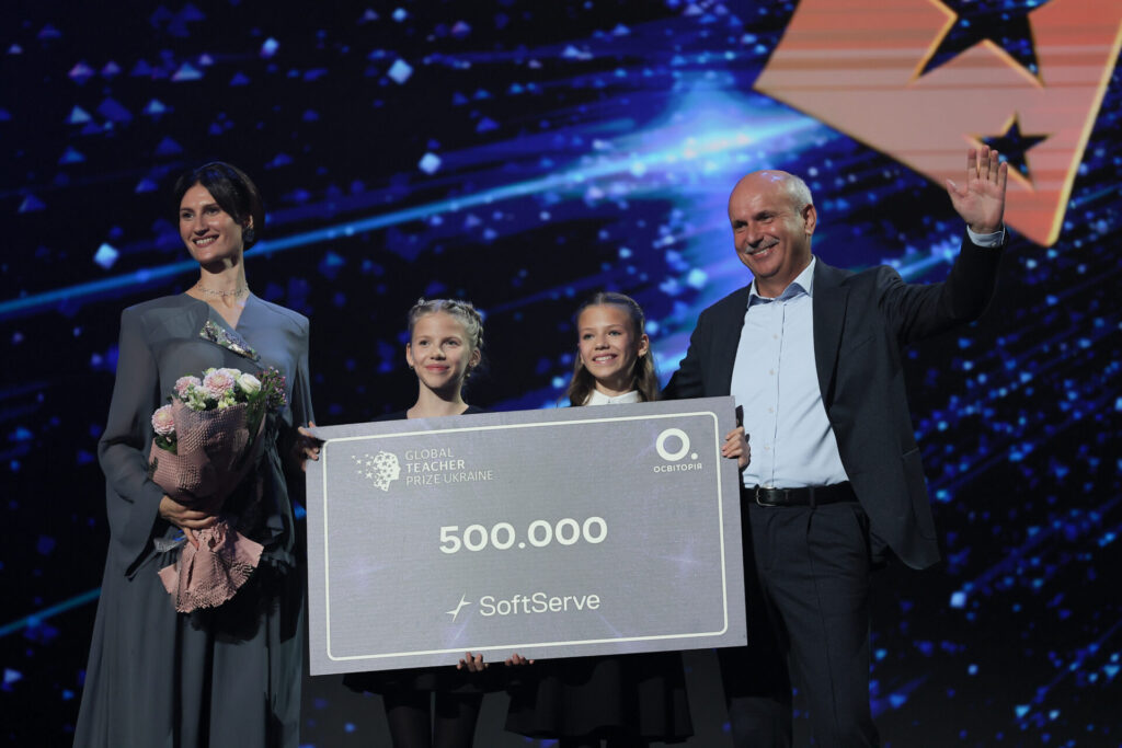 Global Teacher Prize Ukraine 2026 спільно з SoftServe відзначили вчительку в номінації «Вчитель математики»