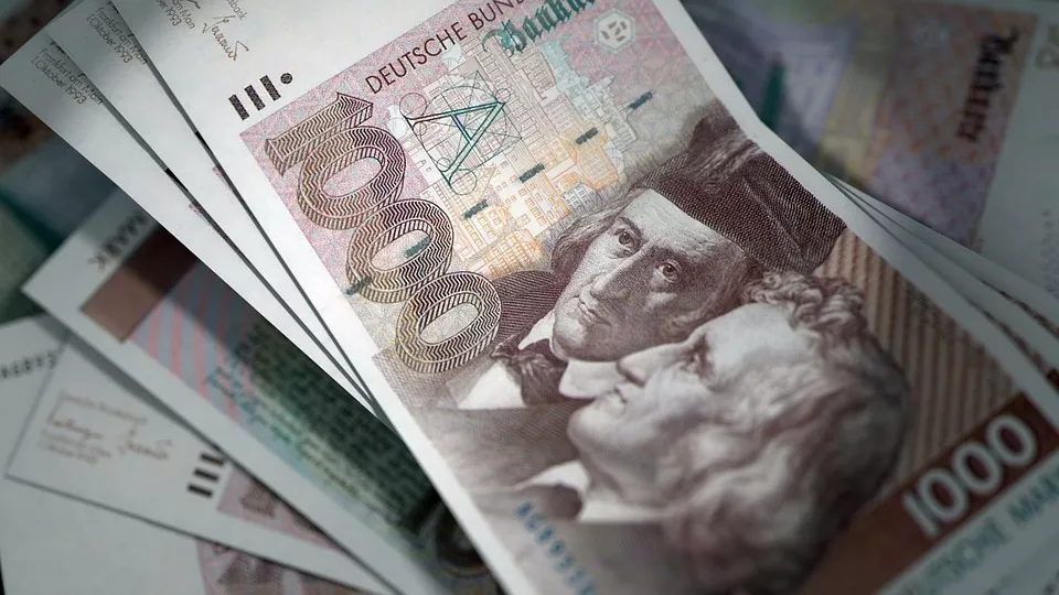 Вчителям: Можливості грудня: стипендії, конкурси та стажування для освітян germany-1209765_960_720