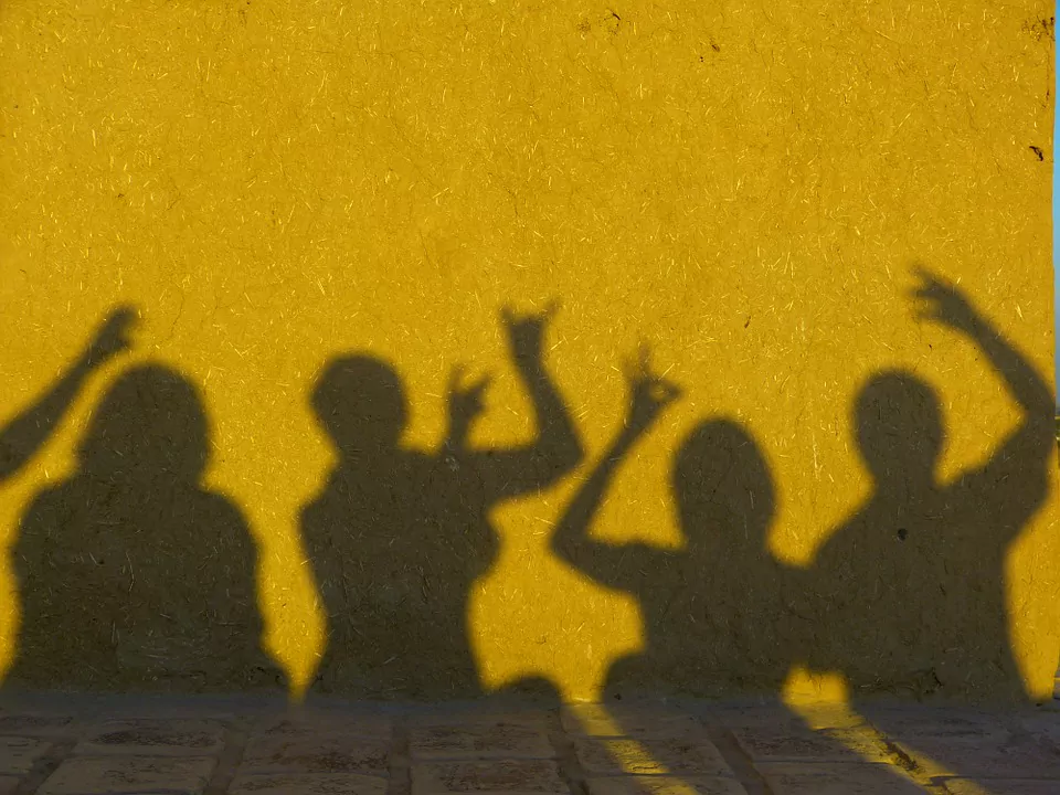 shadow-198682_960_720