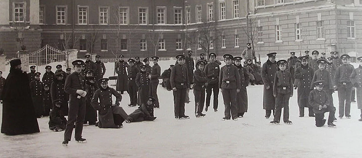 Cover_History_Schools_4