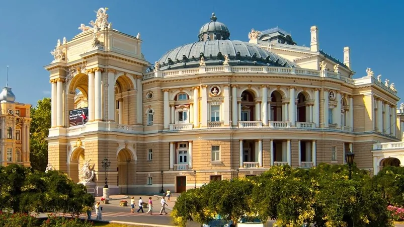 Вчителям: Де відпочити в Україні перед новим навчальним роком