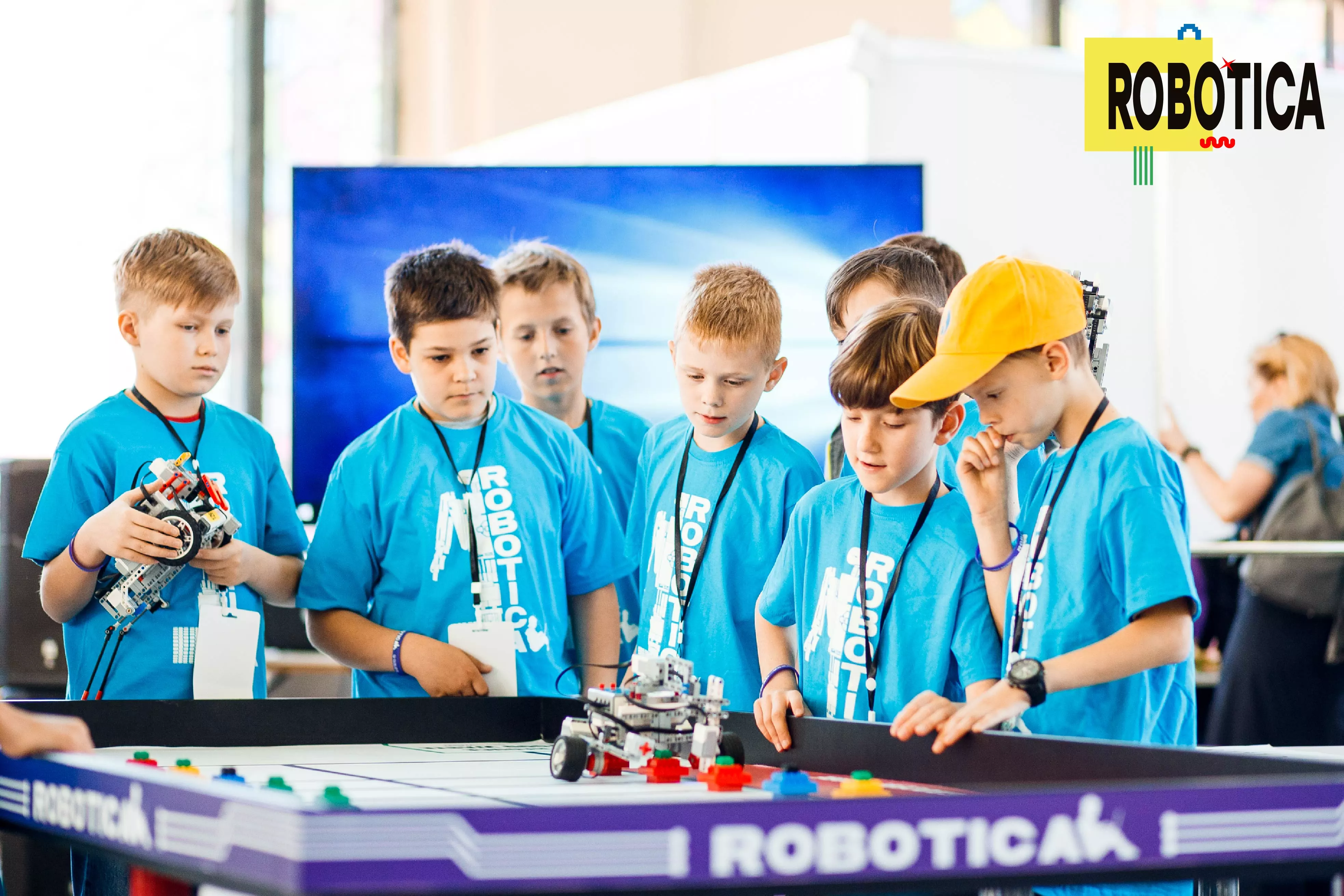 Вчителям: 10 причин відвідати сімейний фестиваль ROBOTICA