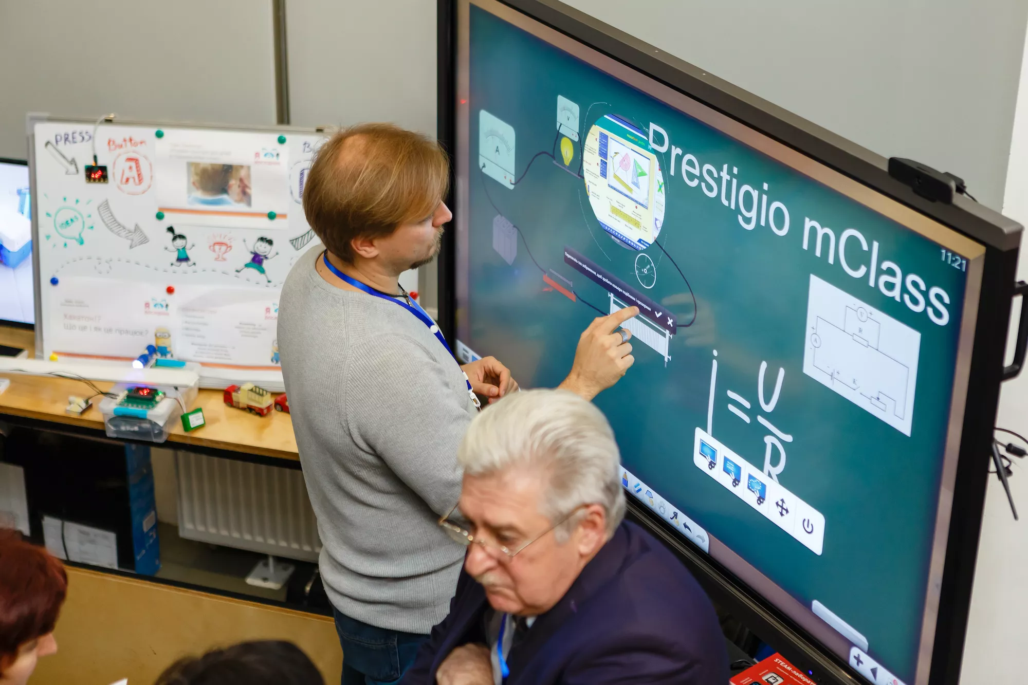 Вчителям: Smart-изобретения украинских подростков: что придумали финалисты соревнования по моделированию «STEAM House»