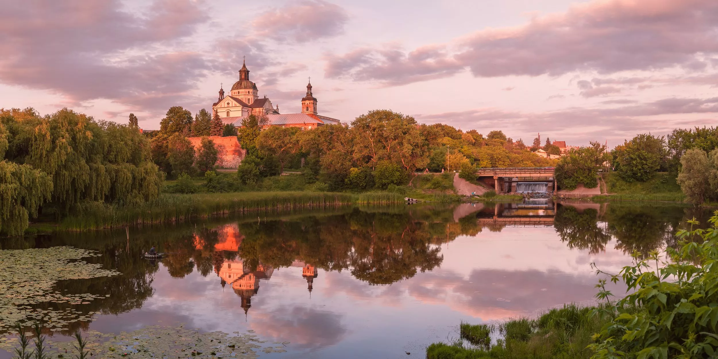 Новини: Обрали найдивовижніші фотографії українських пам’яток