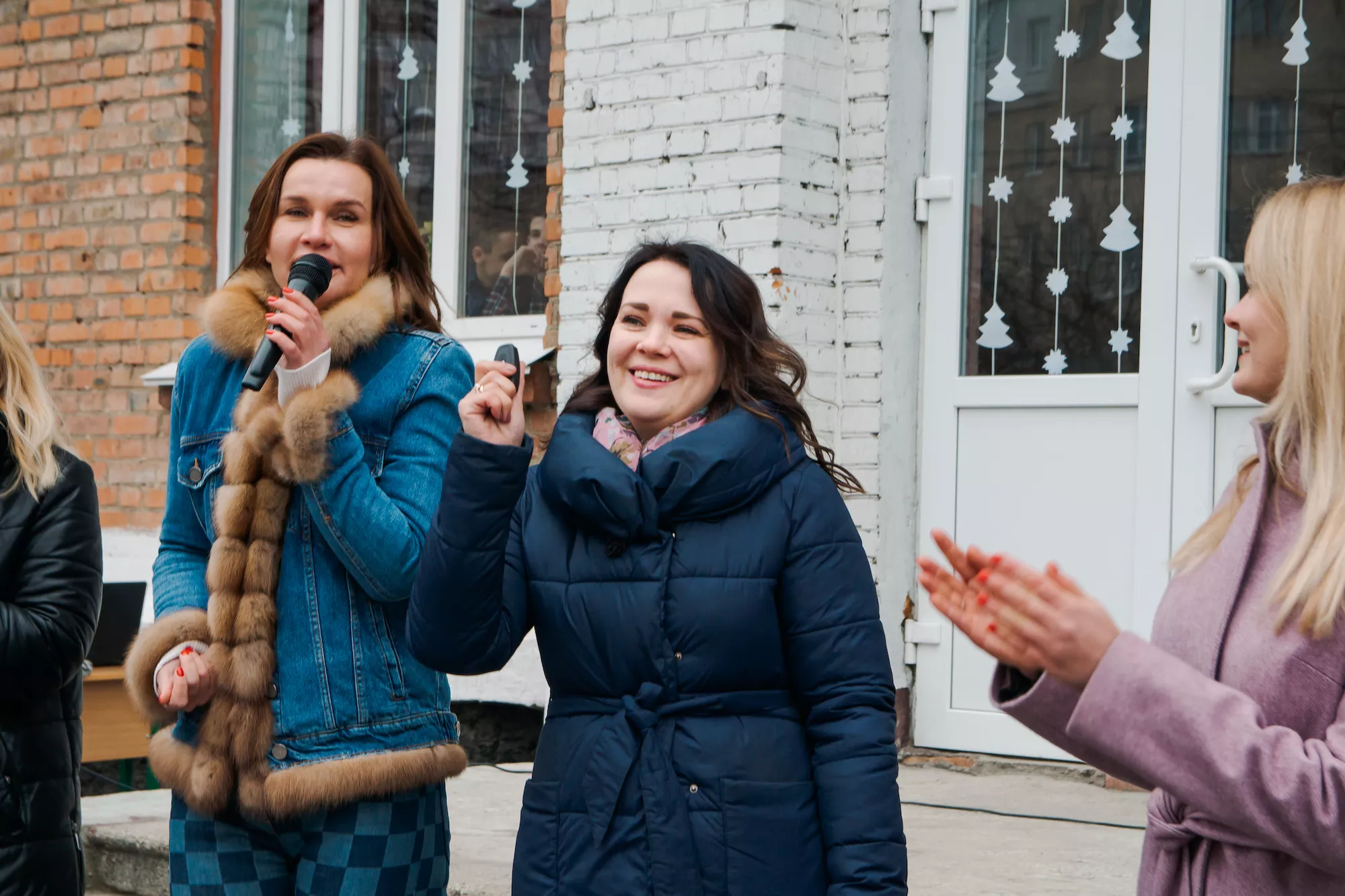 Вчителям: Мрія для учнів: як вчителька з Хмельницького виграла автобус для дітей з інвалідністю